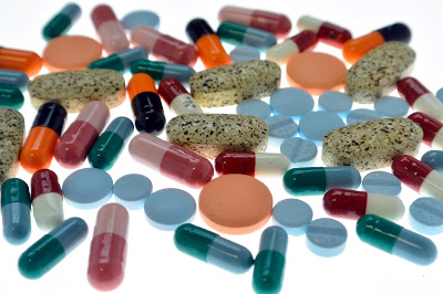 pills1.jpg